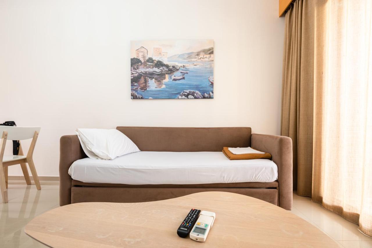 Apartment Mani Selinitsa Art Koloveas