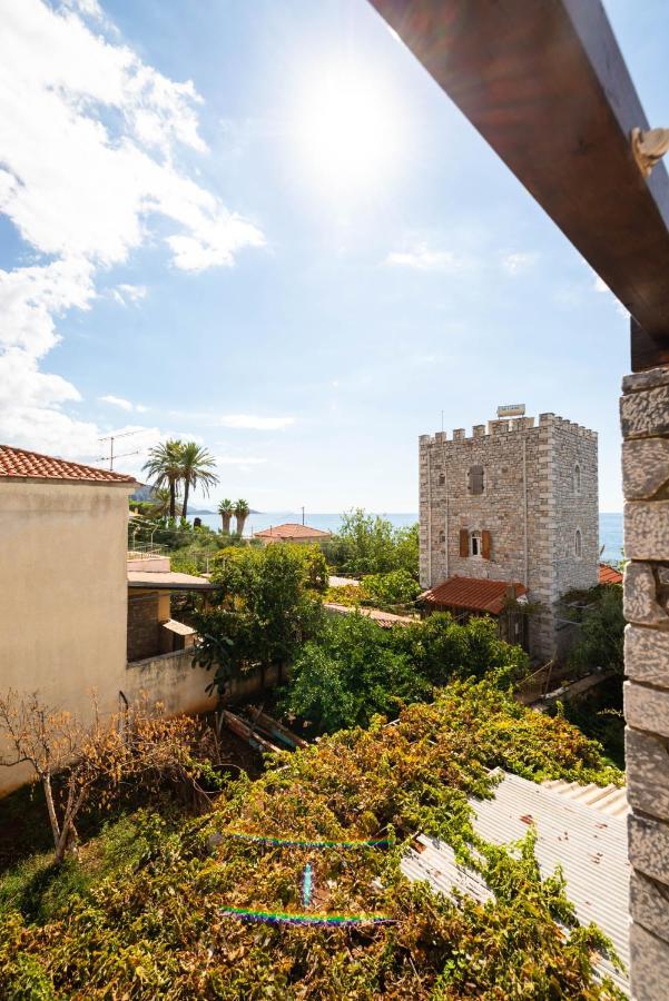 Mani Selinitsa Art Koloveas * Agios Nikolaos (Mani)
